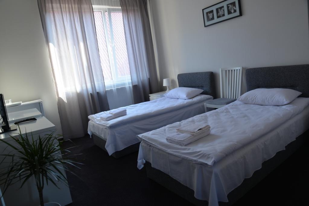 Rakhiv Hotel & Apartments Habitación foto
